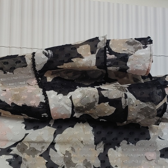 NWOT Isaac Mizrahi Live flower shirt - Picture 3 of 8